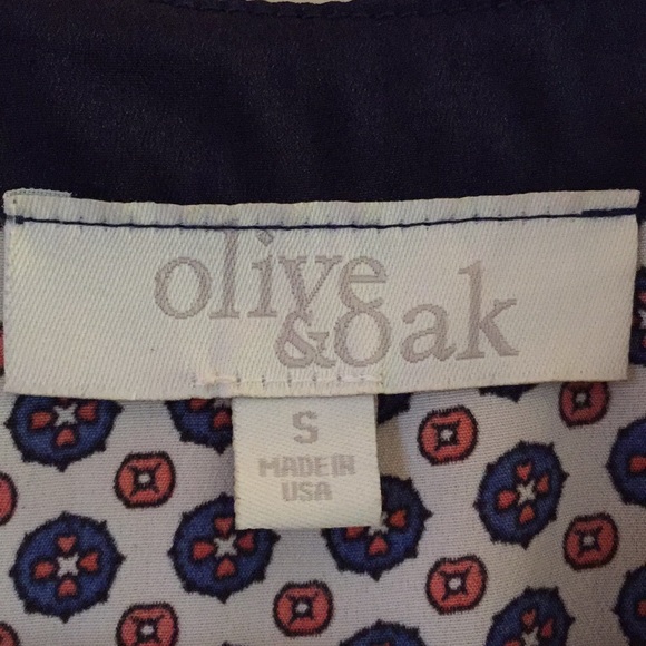 Olive & Oak sleeveless blouse - Picture 4 of 6